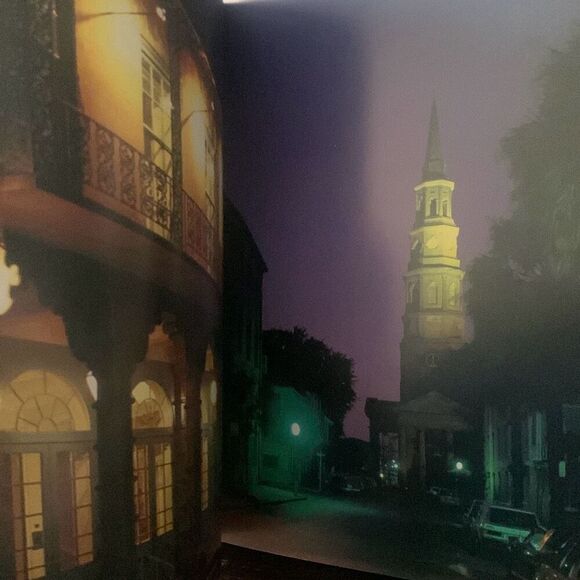 BOOK Charleston South Carolina And Surrounding Barrier Island Tourist Informatio - Picture 9 of 10
